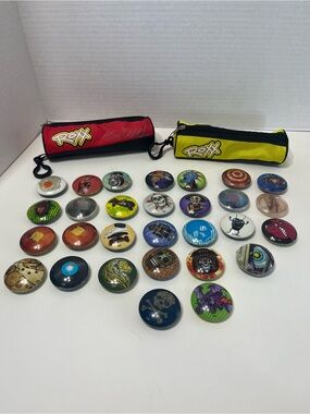ROXX lot plus 2 carrying cases 2012 marvel skulls